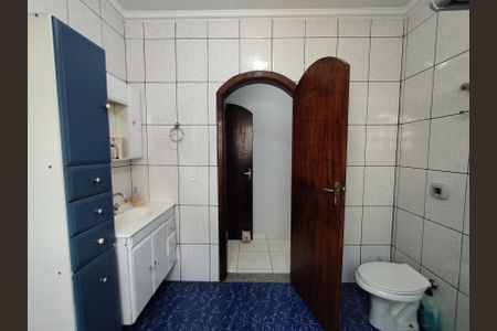 Casa à venda com 324m², 3 quartos e 6 vagasBanheiro - torneira