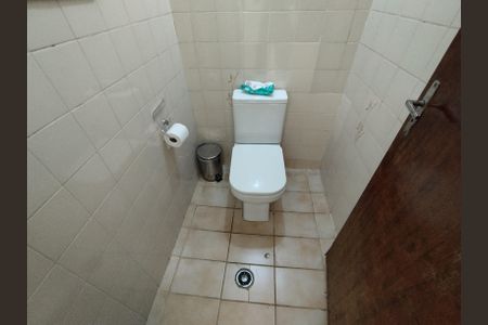 Casa à venda com 324m², 3 quartos e 6 vagasBanheiro - torneira