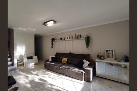 Casa à venda com 324m², 3 quartos e 6 vagasSala 