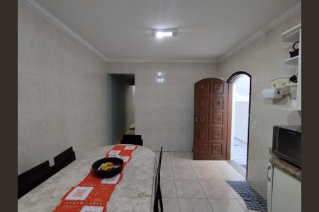 Casa à venda com 324m², 3 quartos e 6 vagasCozinha - Armários