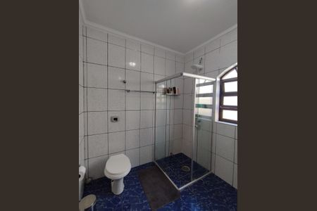 Casa à venda com 324m², 3 quartos e 6 vagasBanheiro - torneira