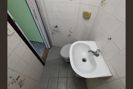 Casa à venda com 324m², 3 quartos e 6 vagasBanheiro - torneira