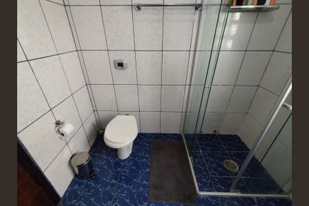 Casa à venda com 324m², 3 quartos e 6 vagasBanheiro - torneira