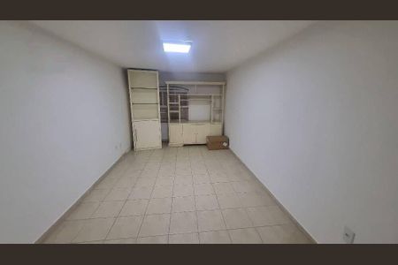 Casa à venda com 3 quartos, 260m² em Brooklin, São Paulo