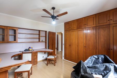 Apartamento para alugar com 174m², 3 quartos e 2 vagas Apartamento para alugar com 174m², 3 quartos e 2 vagasQuarto 2