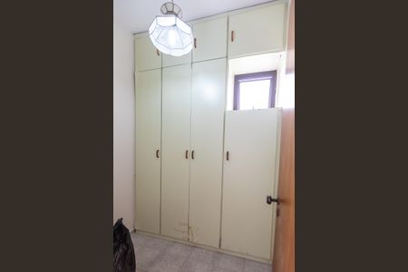 Apartamento para alugar com 174m², 3 quartos e 2 vagas Apartamento para alugar com 174m², 3 quartos e 2 vagasQuarto da Área de Serviço