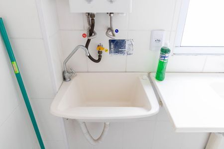 Apartamento para alugar com 45m², 2 quartos e 1 vaga Apartamento para alugar com 45m², 2 quartos e 1 vagaCozinha e Área de Serviço