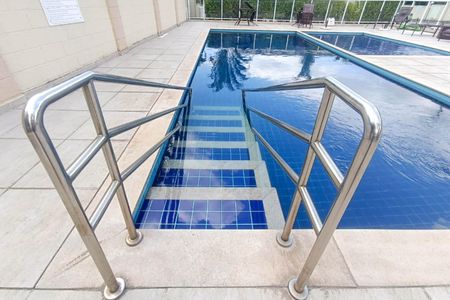 Apartamento para alugar com 45m², 2 quartos e 1 vaga Apartamento para alugar com 45m², 2 quartos e 1 vagaÁrea comum - Piscina