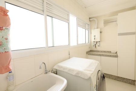 Apartamento à venda com 124m², 3 quartos e 2 vagasÁrea de Serviço