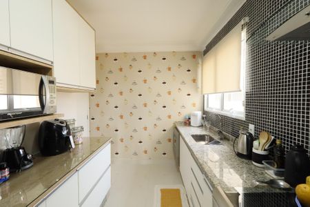 Apartamento à venda com 124m², 3 quartos e 2 vagasCozinha