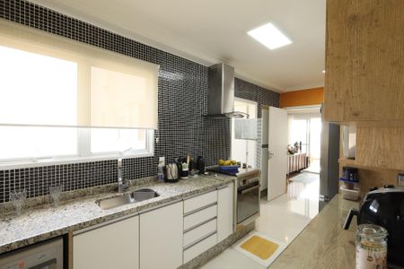 Apartamento à venda com 124m², 3 quartos e 2 vagasCozinha