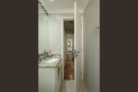 Apartamento à venda com 124m², 3 quartos e 2 vagasBanheiro Social