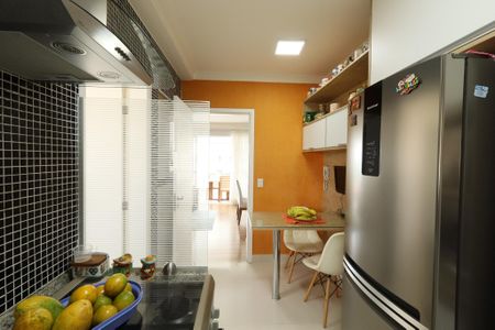 Apartamento à venda com 124m², 3 quartos e 2 vagasCozinha