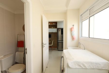 Apartamento à venda com 124m², 3 quartos e 2 vagasÁrea de Serviço