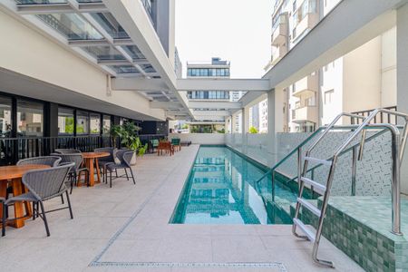 Apartamento para alugar com 33m², 1 quarto e 1 vagaÁrea comum - Piscina