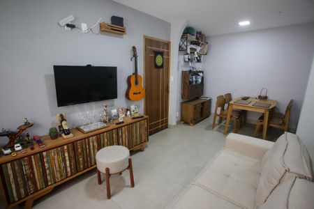 Sala de Estar de apartamento à venda com 1 quarto, 35m² em Pechincha, Rio de Janeiro