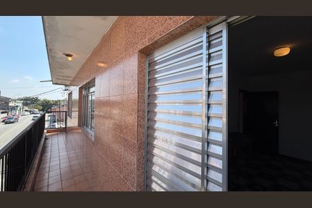 Casa para alugar com 200m², 5 quartos e 4 vagas Casa para alugar com 200m², 5 quartos e 4 vagasQuarto 2 Varanda