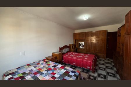 Casa para alugar com 200m², 5 quartos e 4 vagas Casa para alugar com 200m², 5 quartos e 4 vagasQuarto 1