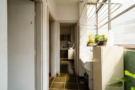 Apartamento à venda com 121m², 2 quartos e sem vagaÁrea de Serviço