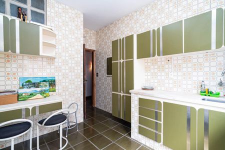 Apartamento à venda com 121m², 2 quartos e sem vagaCozinha