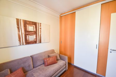 Apartamento à venda com 230m², 3 quartos e 3 vagasQuarto 2