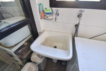 Apartamento à venda com 230m², 3 quartos e 3 vagasÁrea de serviço