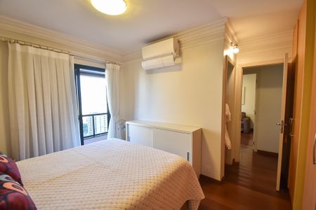 Apartamento à venda com 230m², 3 quartos e 3 vagasSuíte