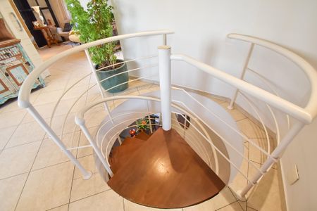 Apartamento à venda com 230m², 3 quartos e 3 vagasSala piso superior