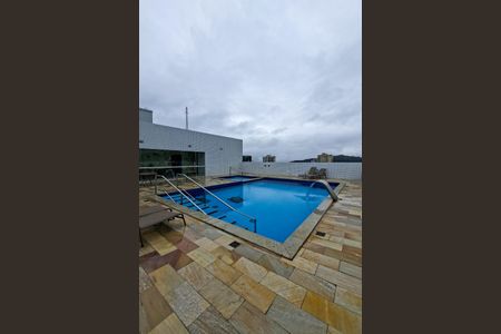 Apartamento para alugar com 85m², 2 quartos e 1 vagaÁrea comum - Piscina