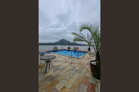 Apartamento para alugar com 85m², 2 quartos e 1 vagaÁrea comum - Piscina