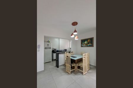 Apartamento para alugar com 85m², 2 quartos e 1 vagaSala