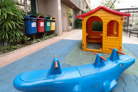 Apartamento à venda com 38m², 1 quarto e sem vagaÁrea comum - Playground