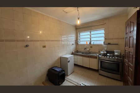 Casa à venda com 109m², 3 quartos e 2 vagas Casa à venda com 109m², 3 quartos e 2 vagasCozinha