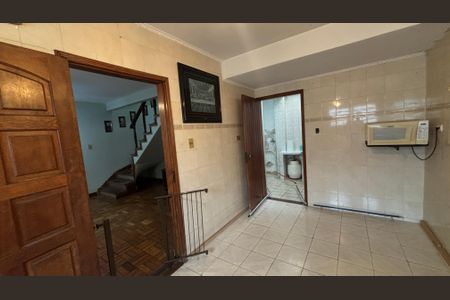 Casa à venda com 109m², 3 quartos e 2 vagas Casa à venda com 109m², 3 quartos e 2 vagasCozinha