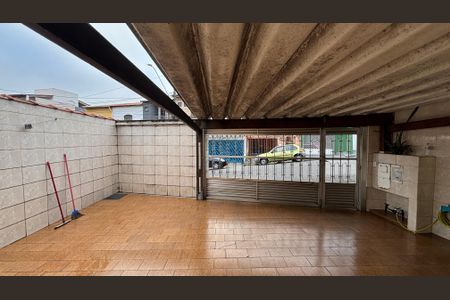 Casa à venda com 109m², 3 quartos e 2 vagas Casa à venda com 109m², 3 quartos e 2 vagasGaragem