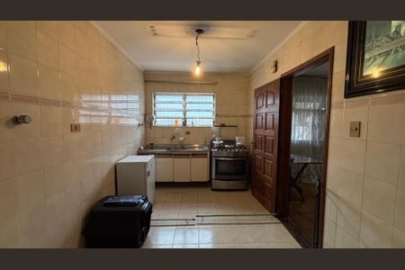 Casa à venda com 109m², 3 quartos e 2 vagas Casa à venda com 109m², 3 quartos e 2 vagasCozinha
