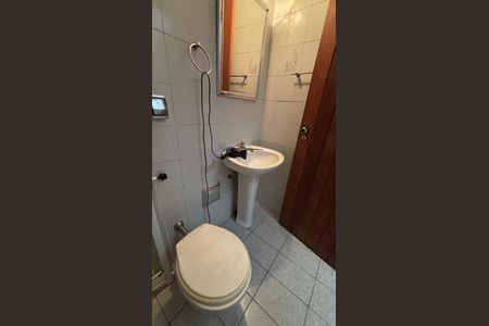 Casa à venda com 109m², 3 quartos e 2 vagas Casa à venda com 109m², 3 quartos e 2 vagasÁrea de Serviço - Banheiro