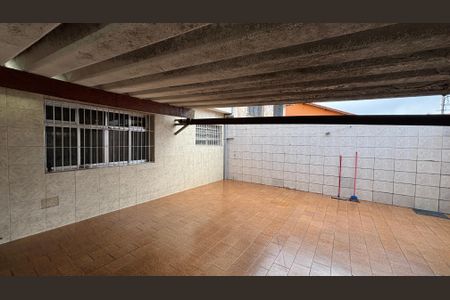 Casa à venda com 109m², 3 quartos e 2 vagas Casa à venda com 109m², 3 quartos e 2 vagasGaragem