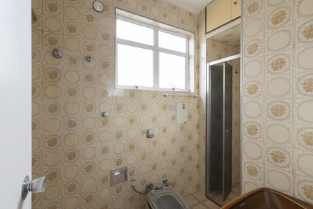 Banheiro de apartamento à venda com 1 quarto, 33m² em Santa Ifigênia, São Paulo