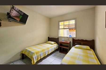 Casa para alugar com 176m², 3 quartos e 3 vagas Casa para alugar com 176m², 3 quartos e 3 vagasQuarto 1