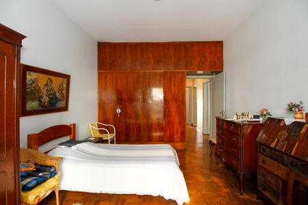 Quarto 1 de casa à venda com 3 quartos, 300m² em Pinheiros, São Paulo