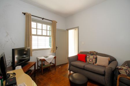 Casa à venda com 300m², 3 quartos e 3 vagas Casa à venda com 300m², 3 quartos e 3 vagasSala 2