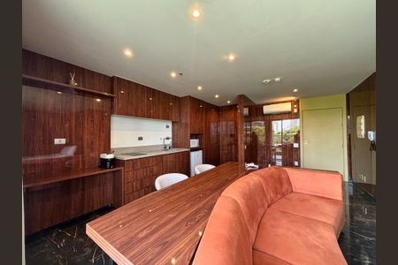 Studio para alugar com 50m², 1 quarto e 1 vaga Studio para alugar com 50m², 1 quarto e 1 vagaStudio