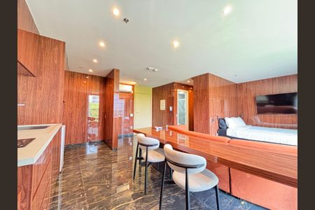 Studio de kitnet/studio para alugar com 1 quarto, 50m² em Vila Olímpia, São Paulo