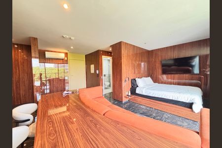 Studio para alugar com 50m², 1 quarto e 1 vaga Studio para alugar com 50m², 1 quarto e 1 vagaStudio