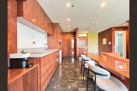 Studio para alugar com 50m², 1 quarto e 1 vaga Studio para alugar com 50m², 1 quarto e 1 vagaStudio