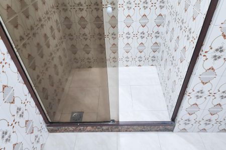 Apartamento à venda com 70m², 2 quartos e sem vagaBanheiro 