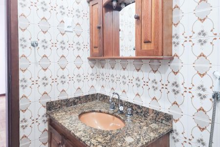 Apartamento à venda com 70m², 2 quartos e sem vagaBanheiro 