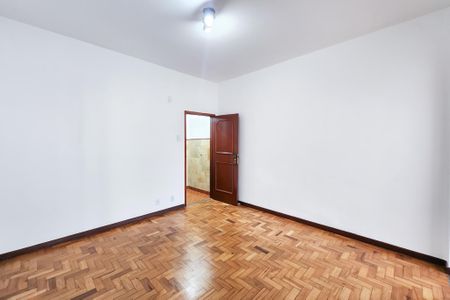 Apartamento à venda com 70m², 2 quartos e sem vagaSala