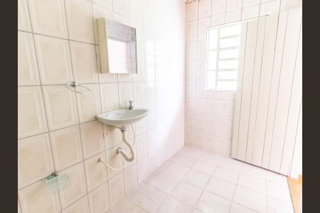 Casa para alugar com 80m², 1 quarto e sem vagaBanheiro